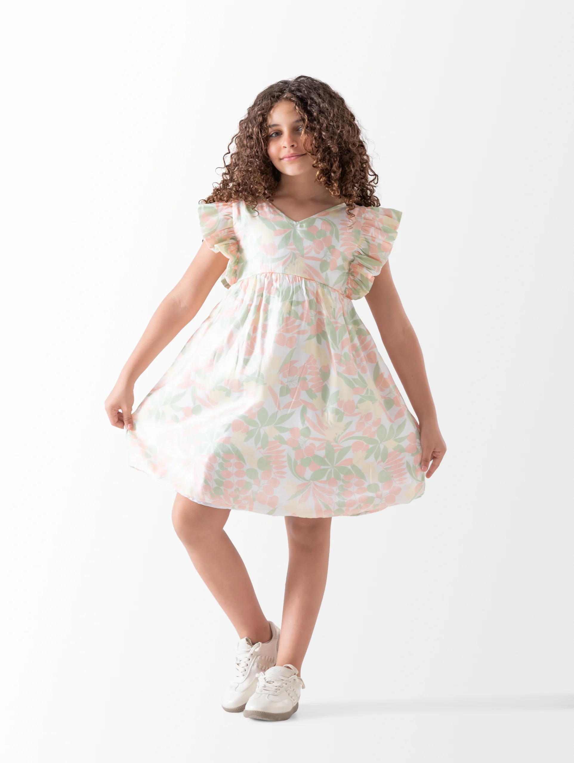 O1084-3.webp